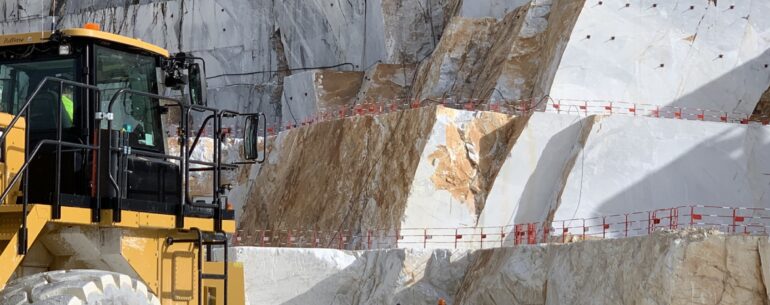 Cavi di marmo di Carrara